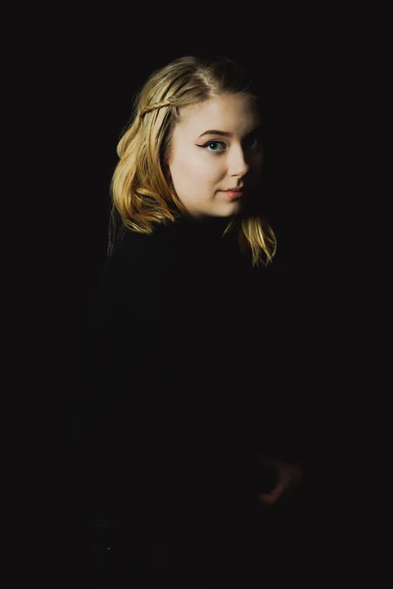 Portrait highlighting subject natural beauty